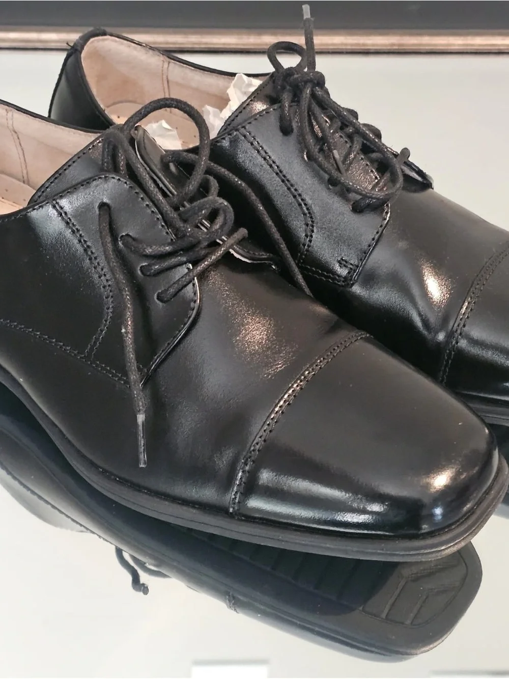 Florsheim Black Leather Cap-Toe Derby Shoes